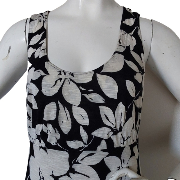 TOMMY BAHAMA BLACK & WHITE MAXI DRESS SIZE MEDIUM - Picture 4 of 7